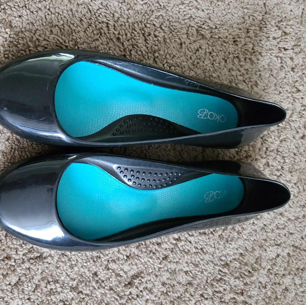 Oka B Black Flats
